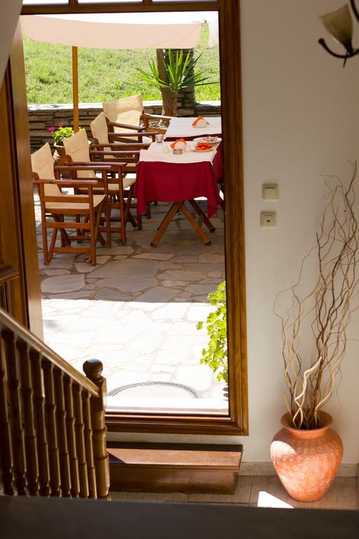 Hotel Ismini Ammouliana Buitenkant foto